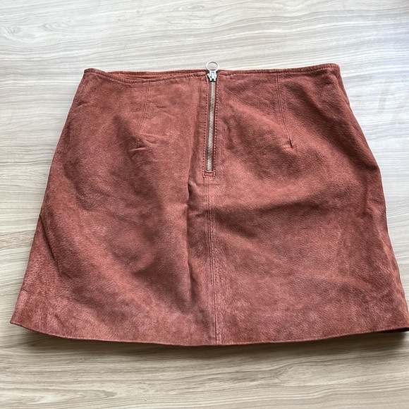 Leather Mini Skirt with Slit - Blank NYC - 28 - Picture 3 of 5